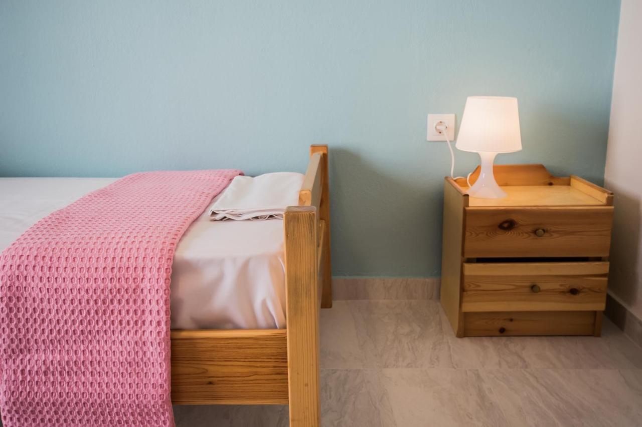 Chelona Apartments Nea Plagia Eksteriør billede