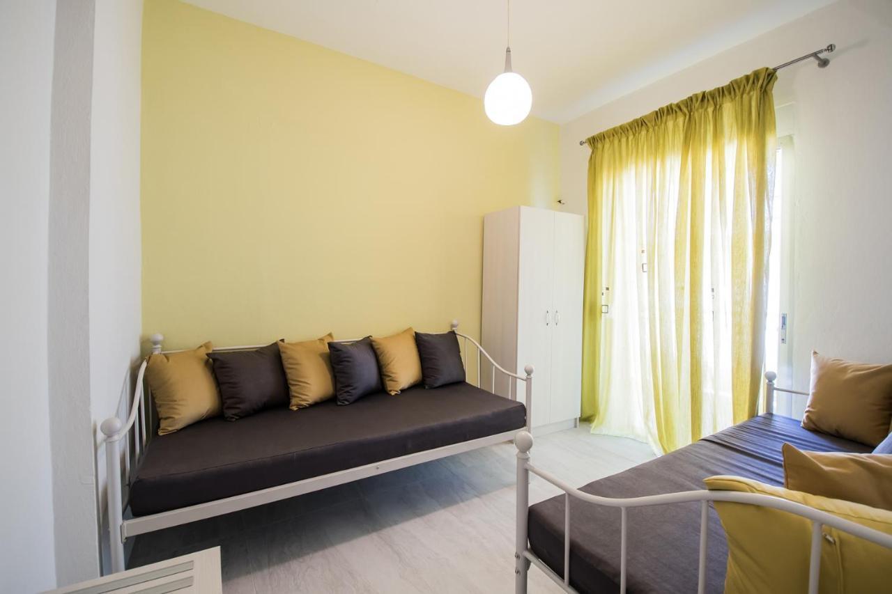 Chelona Apartments Nea Plagia Eksteriør billede