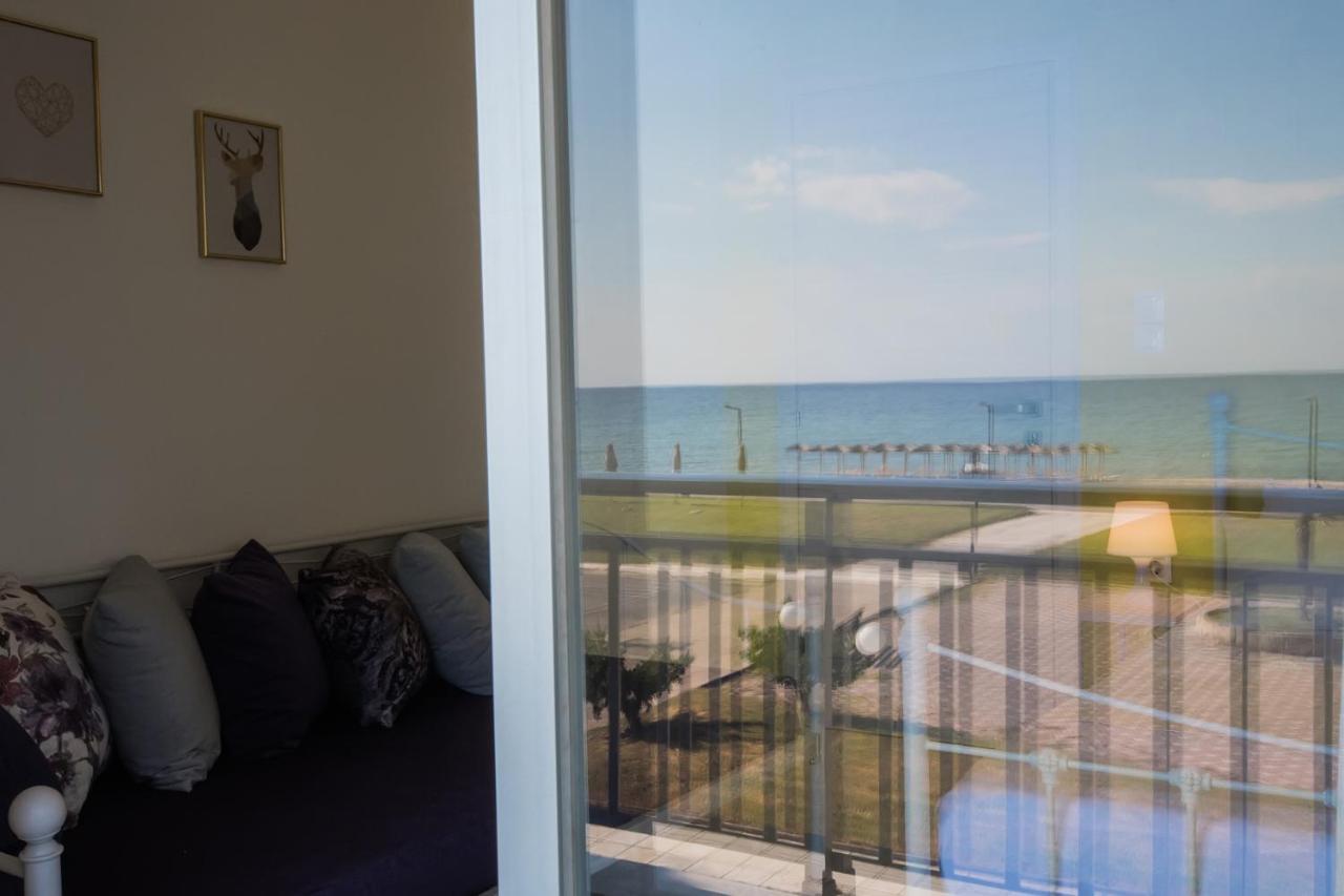 Chelona Apartments Nea Plagia Eksteriør billede